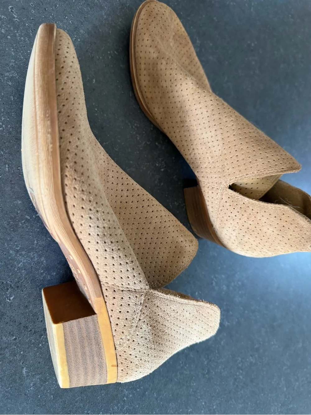 Lucky Brand Tan Suede Perforated Cutout Ankle Booties Western Boho